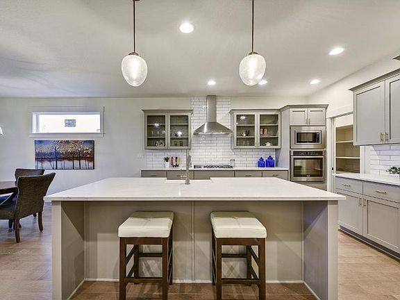 1961 Silverstone Dr Forest-print-008-174-1961 Silverstone Dr-4000x2699-300dpi