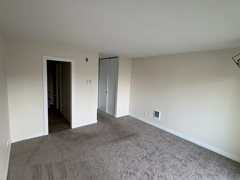 1175 Harrington Pl NE #312 — Photo 7