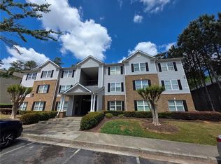6102 Fairington Ridge Cir, Lithonia, GA 30038