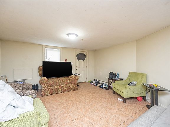 5th image of 122-126 Marianna St