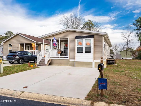 3 Badger Court, Whiting, NJ 08759