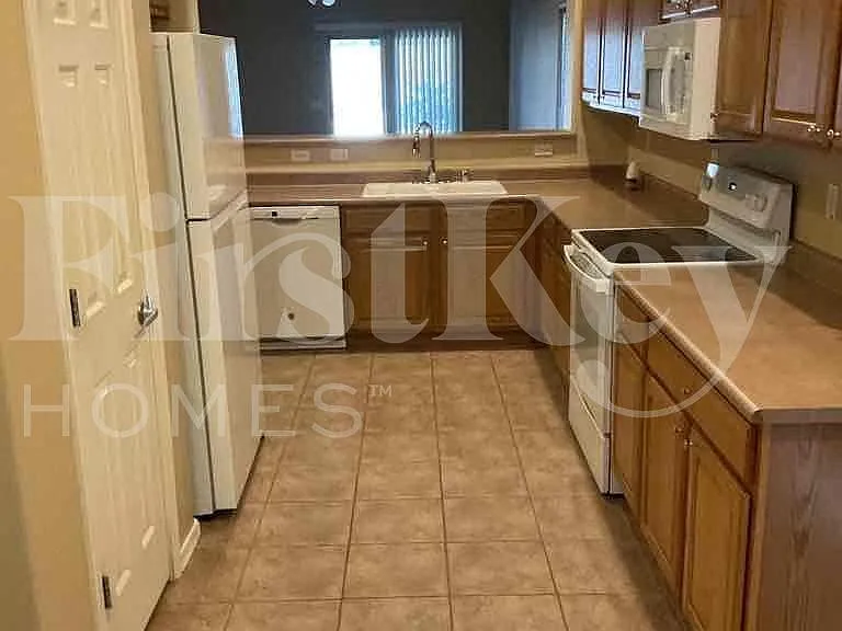 4614 W Fortune Dr — Photo 4