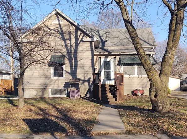 338 N Euclid St, Slater, MO 65349