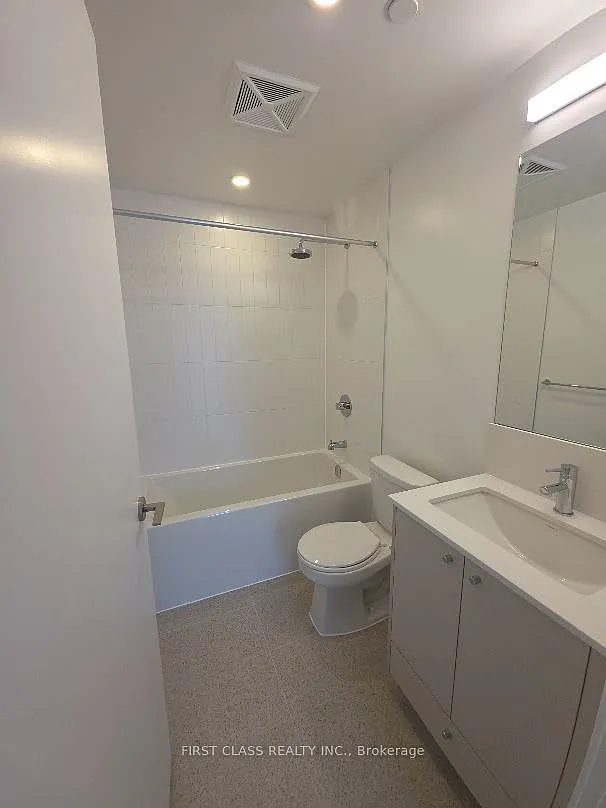 2 bed, $2,500 — Photo 4