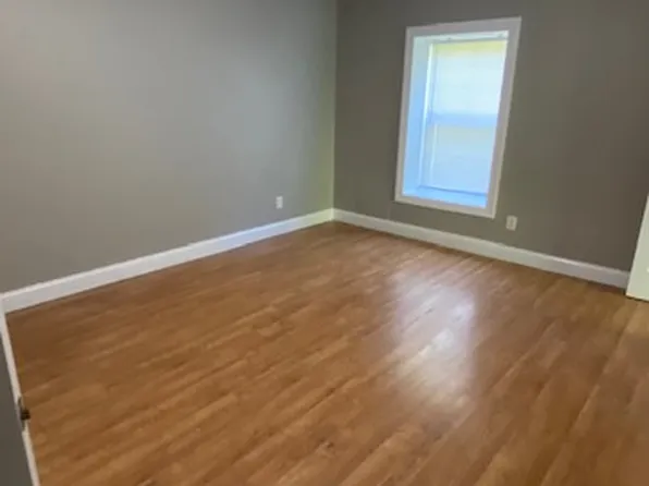 104 Parks St, Murray, KY