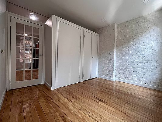 3rd image of 173 Ludlow St APT 3C