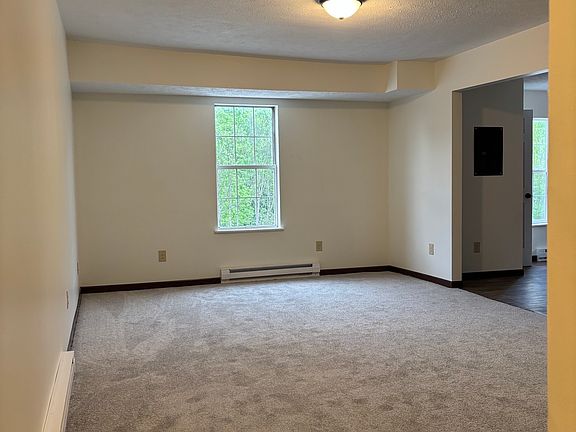 5th image of 642 Tallmadge Rd