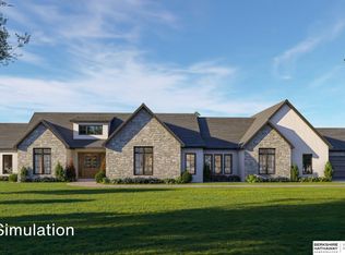 22106 Hackberry Cir, Gretna, NE 68028