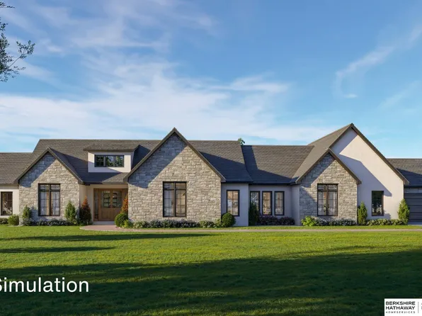 22106 Hackberry Cir, Gretna, NE 68028