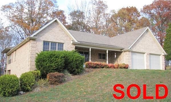 2nd image of 312 Circle Lake Dr