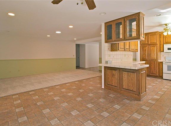 5th image of 26389 Oak Plain Dr