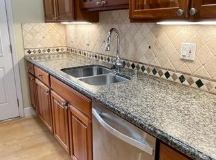 3141 Maddux Dr, Palo Alto, CA 94303