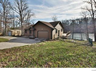 19025 Owl Creek Dr, Warrenton, MO 63383