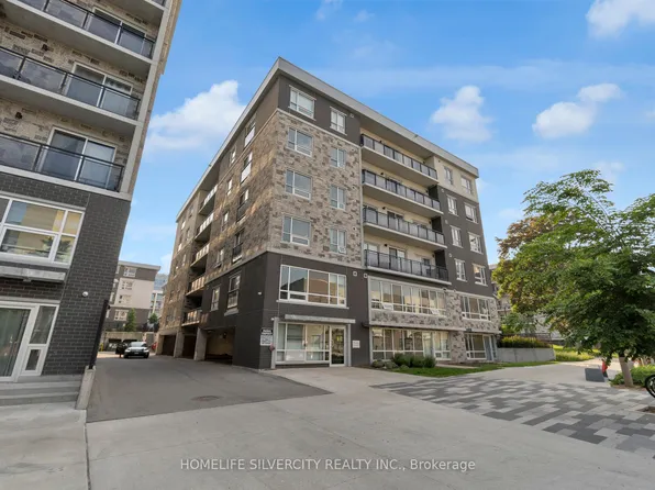 275 Larch St #A405, Waterloo, ON N2L 3R2
