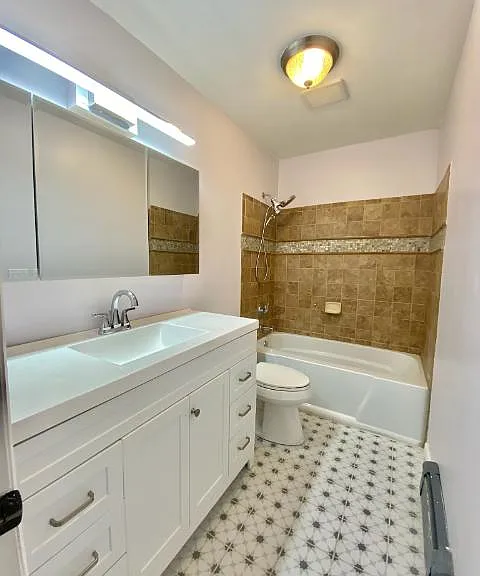 529 Harbor View Ct — Photo 14