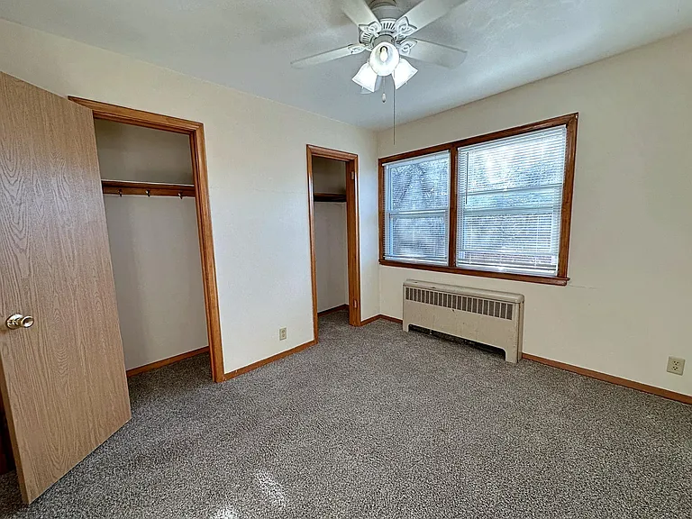 Ford Parkway Apartments — Photo 27