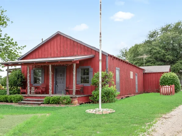 1321 Meadow St, Desoto, TX 75115