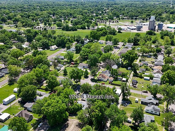 3rd image of 1720 S Stewart Ave