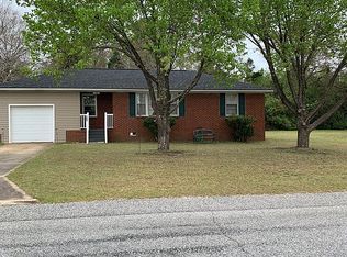 5409 Meadow Dr, Sumter, SC 29154
