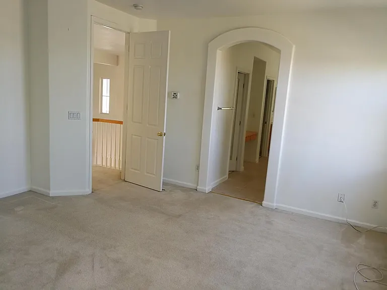 2447 Veneto Ln — Photo 13