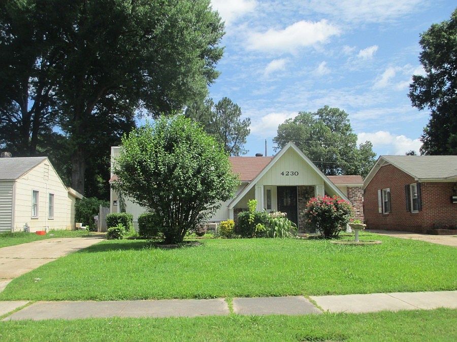 1st image of 4230 Crafton Ave