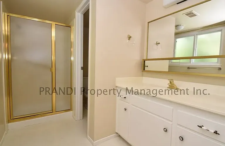 45 Grande Paseo — Photo 10