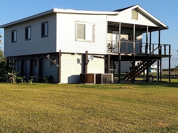 3rd image of 2622 W Bayshore Dr
