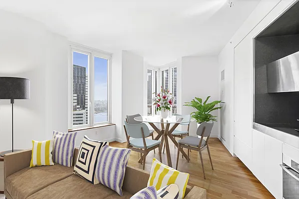 Sold by Compass | media 2