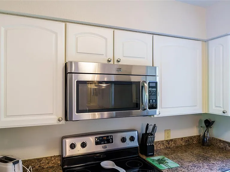 5685 Ashton Lake Dr — Photo 18