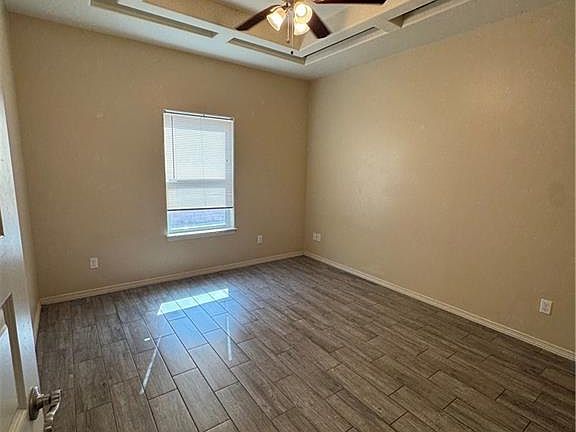 5th image of 419 Carlisle Ave APT 1