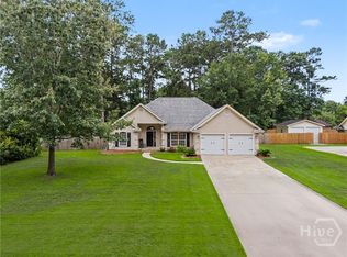 801 Oxford Dr, Richmond Hill, GA 31324