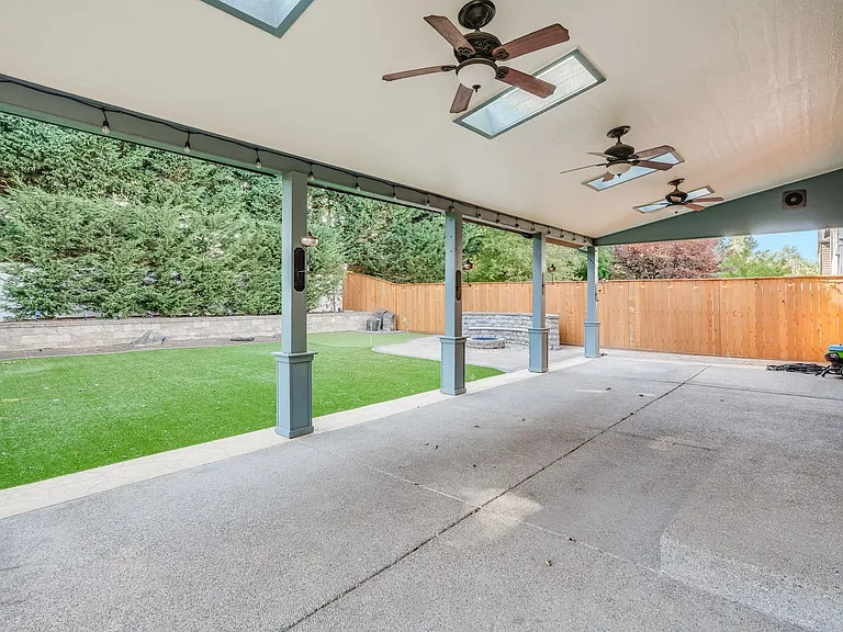 14691 SE Cherry Hill Ln — Photo 15