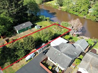 212 Dolphin Avenue NE, Ocean Shores, WA 98569