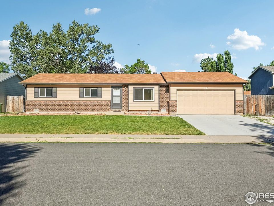 1st image of 217 Blossom Dr