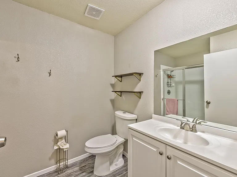 6617 W Tropicana Ave #101 — Photo 10