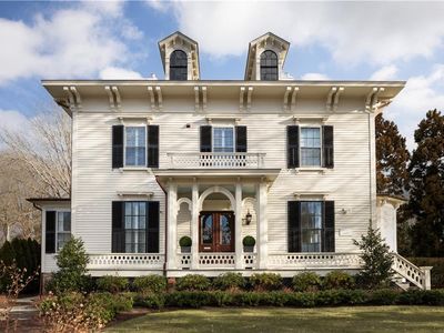 27 Kay St, Newport, RI, 02840