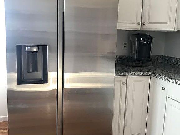 4th image of 1304 Thomas St