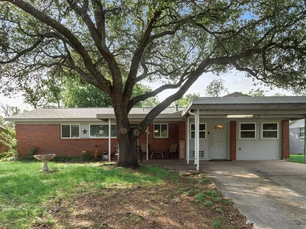 8857 Kate St, White Settlement, TX 76108