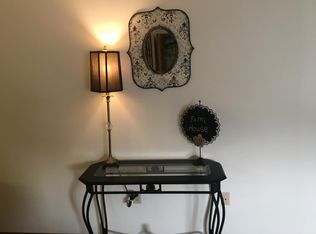 20 E 2nd St, Washington, MO 63090