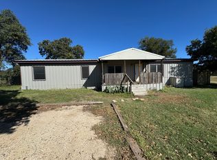1208 College Farm Rd, Stephenville, TX 76401