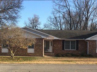 8734 Par Ln, Rogers, AR 72756