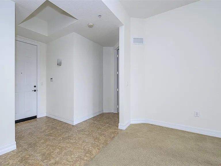 99 Vivante Blvd #404 — Photo 6