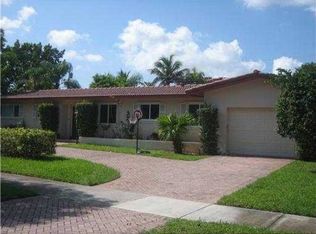 3344 Oak Dr, Hollywood, FL 33021