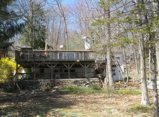 55 W Shore Trl, Branchville, NJ 07826