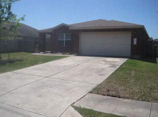 1013 W South St, Leander, TX 78641