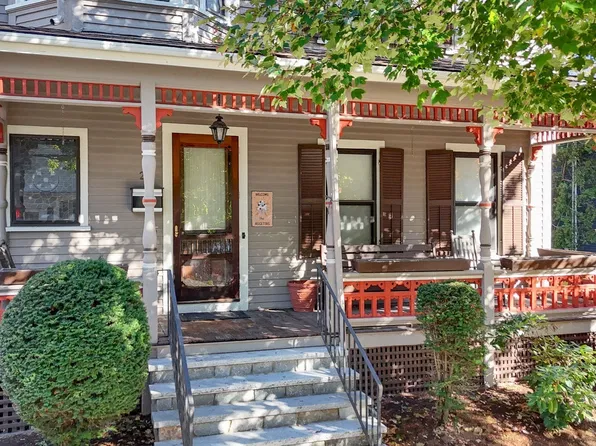 27 Sprague St, Malden, MA 02148