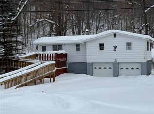 7557 E Port Bay Rd, Wolcott, NY 14590