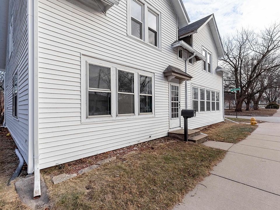 3159 9th St, Rock Island, IL 61201 | Zillow