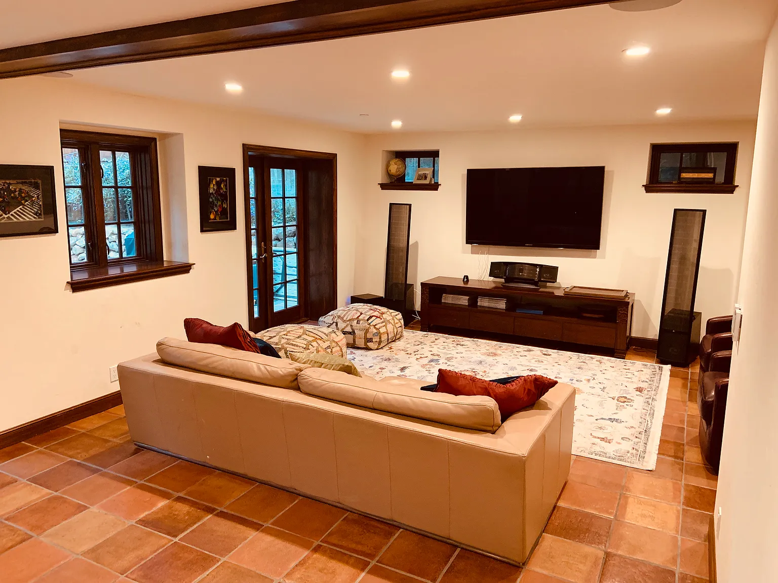 4 bed, 3.5 bath, 3100 sqft, $13,500 — Photo 3