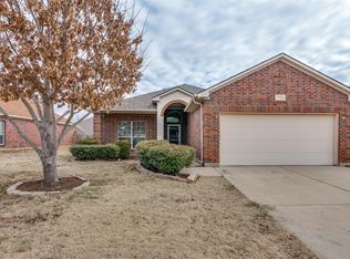 7705 White Fawn Rd, Arlington, TX 76002